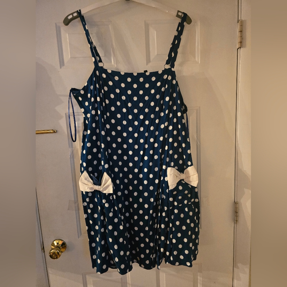 Torrid Retro Chic Polka Dot  - Blue and White SZ 24